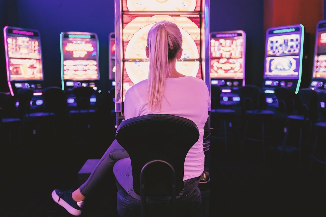 Privacy and account awareness shown on the bd4 game lobby page